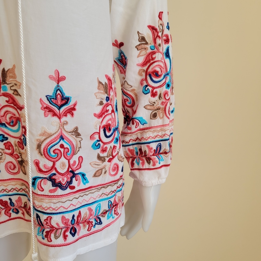 Embroidered Boho Top - Picture 2 of 6